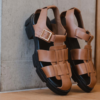 SHOE THE BEAR WOMENS Alva sandal leather Sandals 052 Tan