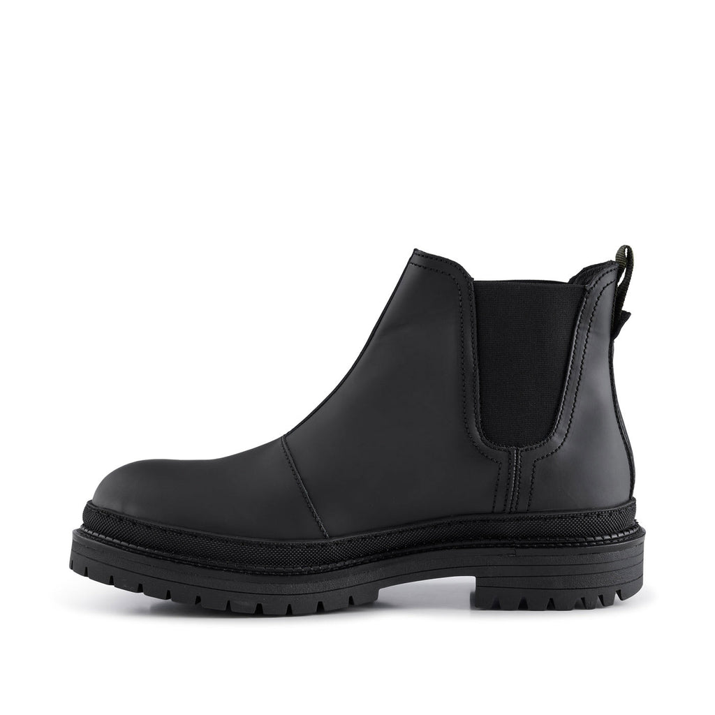Black chelsea boots rubber sole outlet