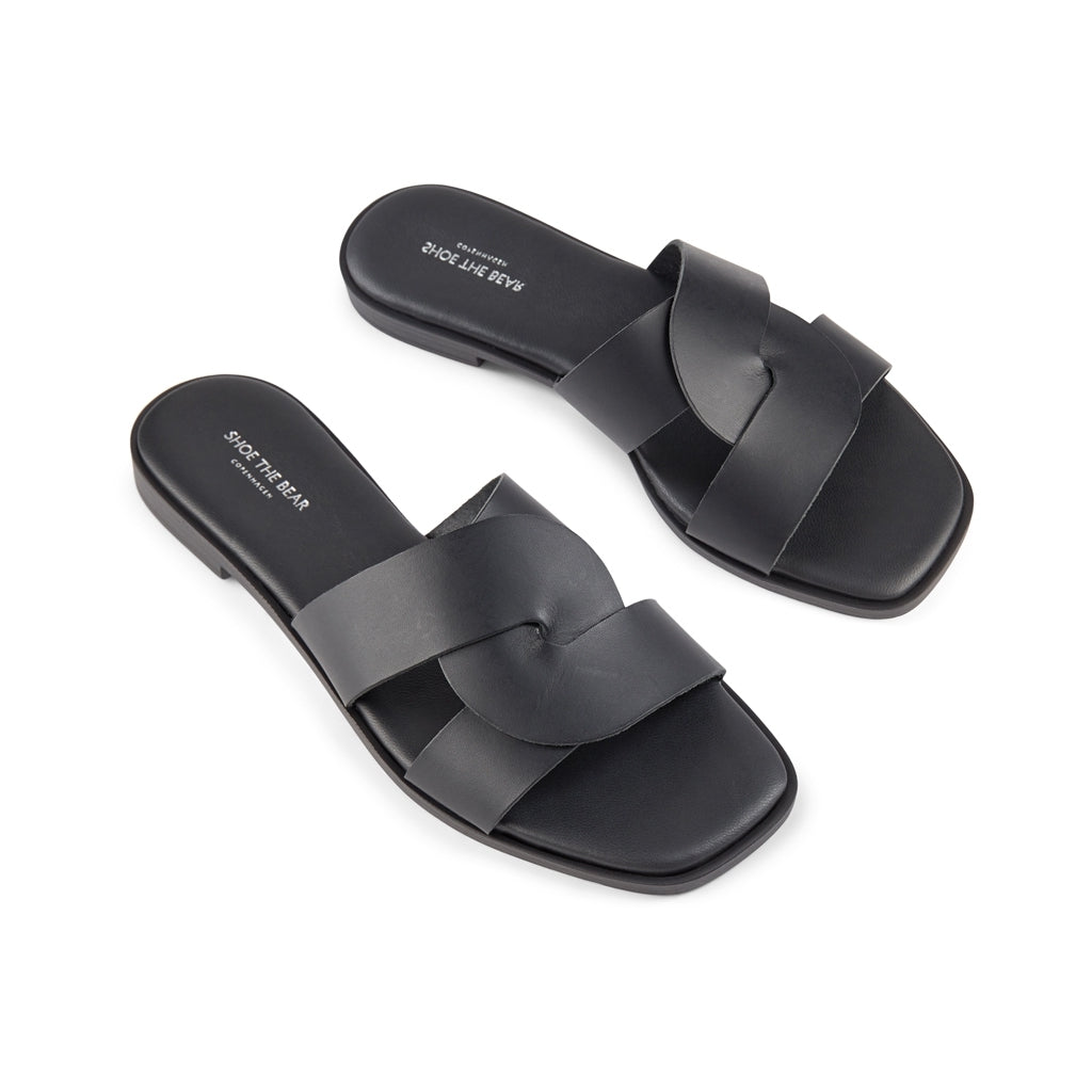 【美品】BRENTA BLACK FLAT SANDAL 37 裏張り済み Naturalizer Women's Brenta Sandal Dress Shoes Black Size 9